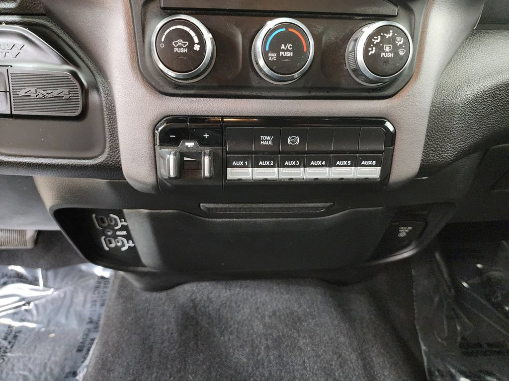 Used 2022 RAM 2500 Big Horn w/ Snow Chief Group AWD/4WD image 19