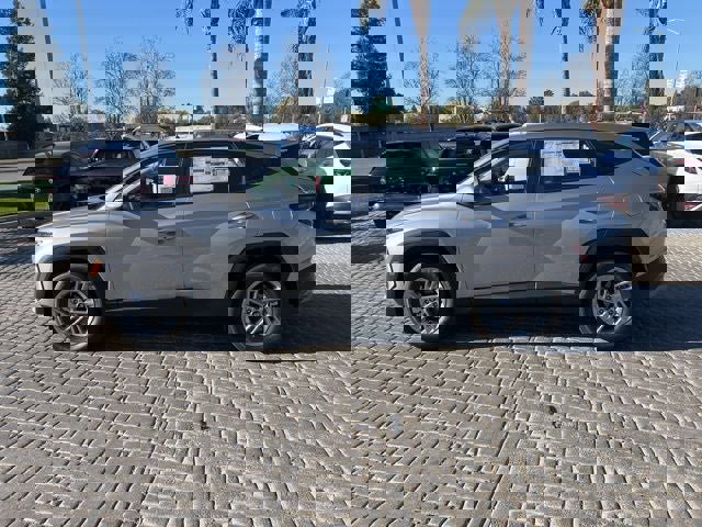 New 2026 Hyundai Tucson SE image 5