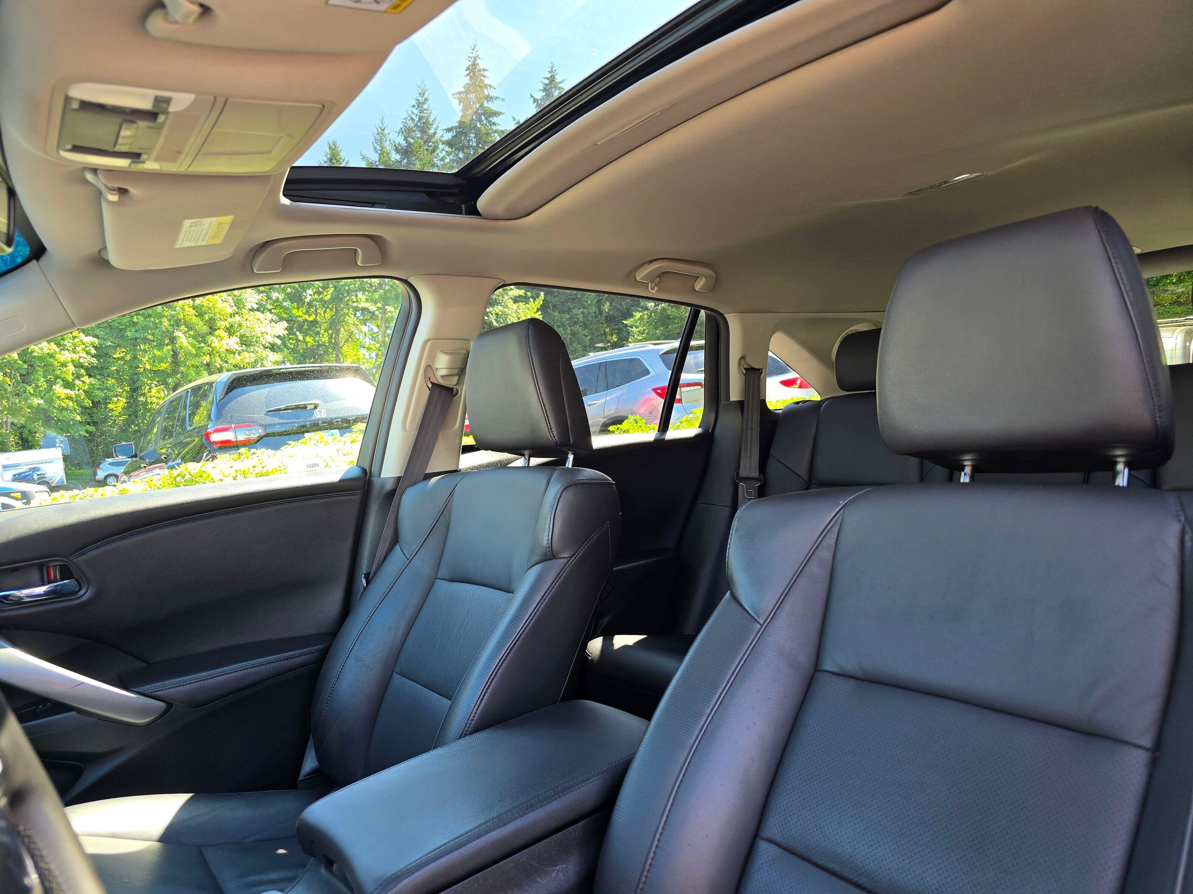 Used 2014 Acura RDX w/ Technology Package AWD/4WD image 21