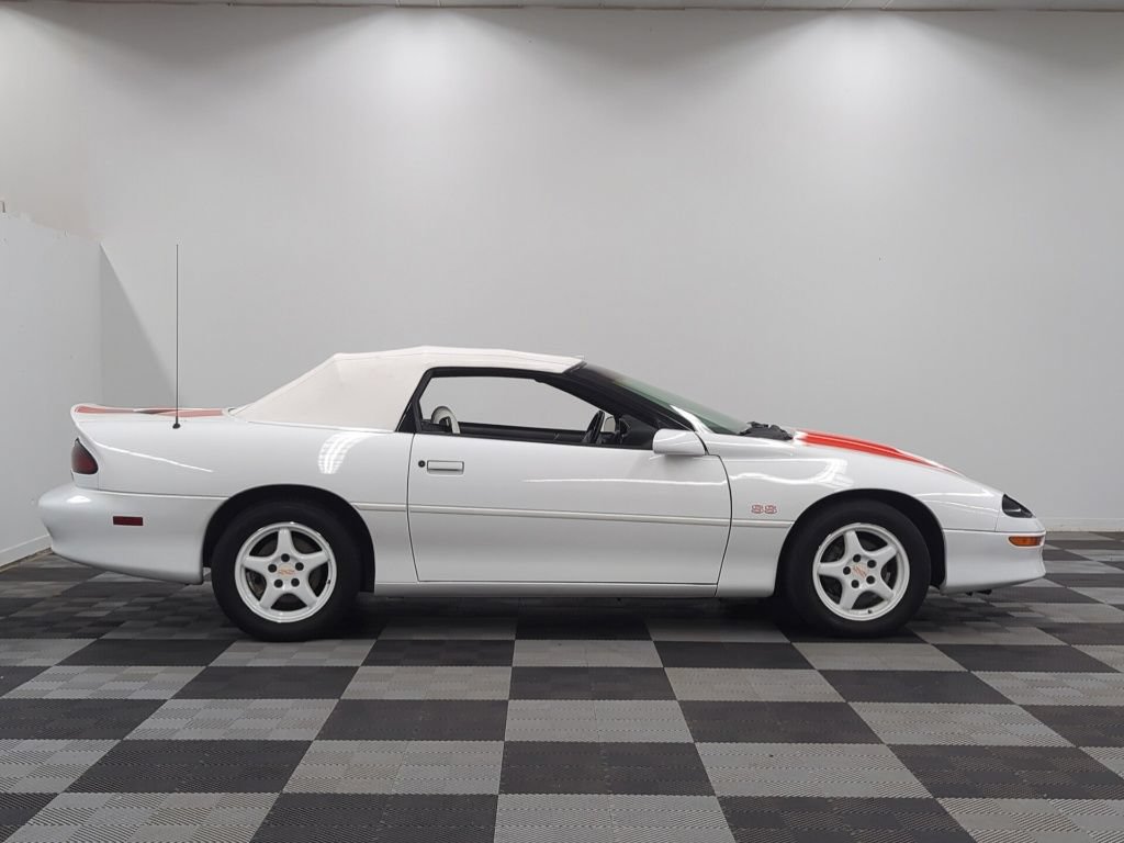 Used 1997 Chevrolet Camaro SS w/ SS Alteration Pkg RWD image 8