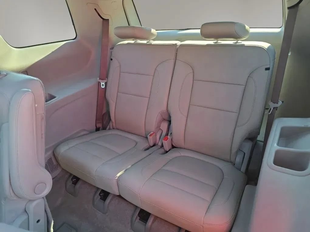 Used 2017 GMC Acadia SLT FWD image 42