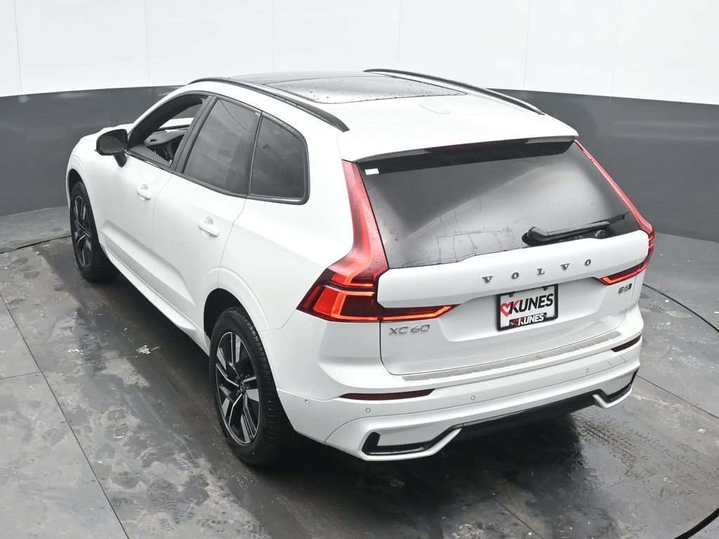New 2026 Volvo XC60 B5 Plus w/ Protection Package Premier image 36