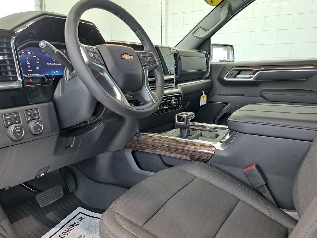 New 2026 Chevrolet Silverado 1500 LT w/ All Star Edition Plus AWD/4WD image 7