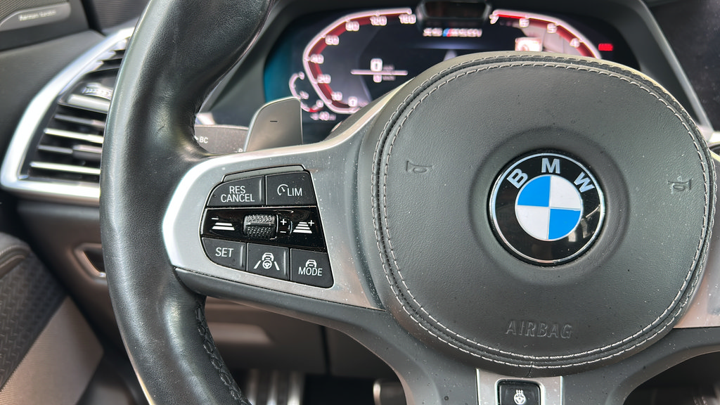 Used 2022 BMW X5 M50i w/ Executive Package AWD/4WD image 32