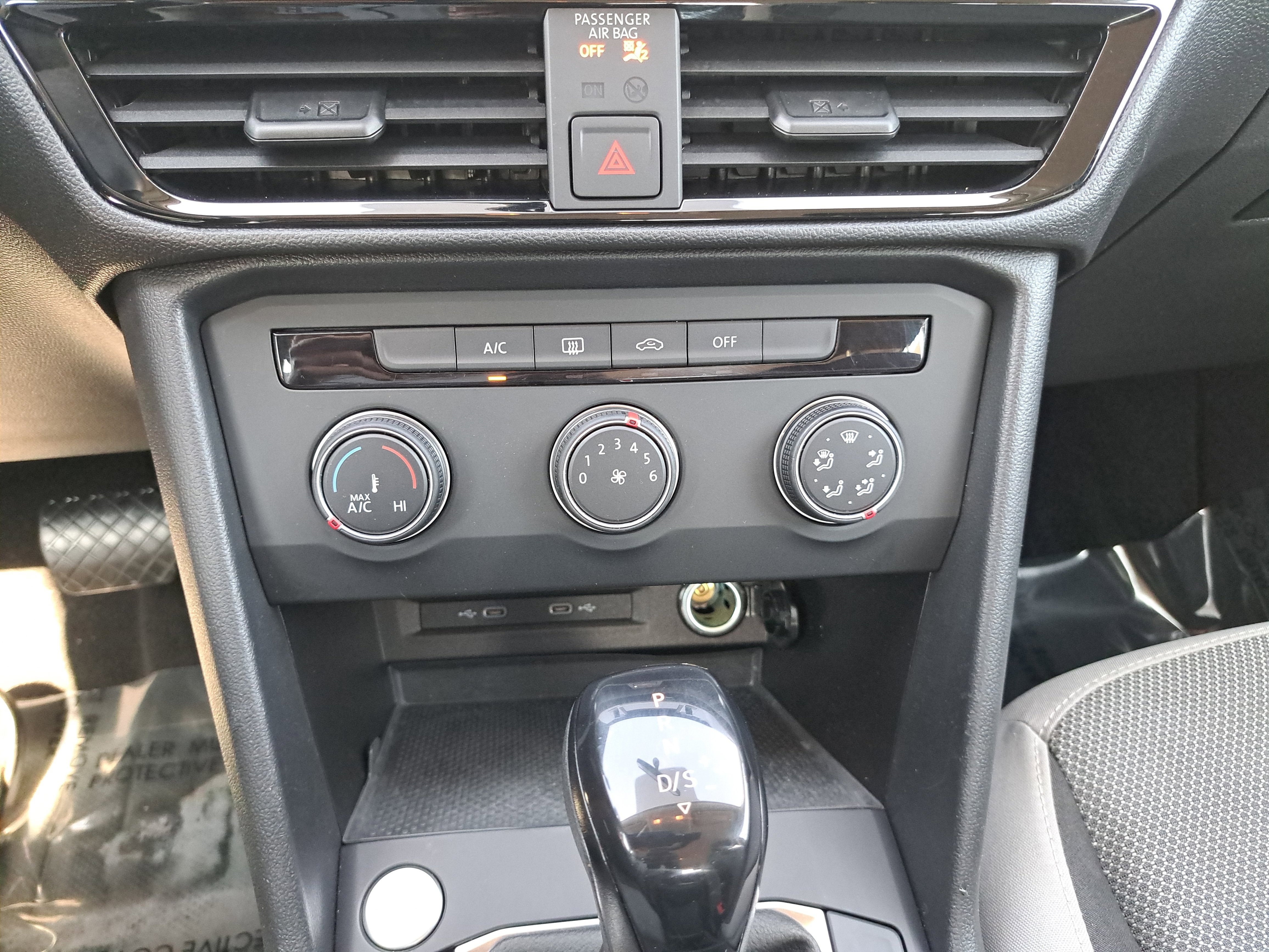 Certified 2022 Volkswagen Taos S image 20