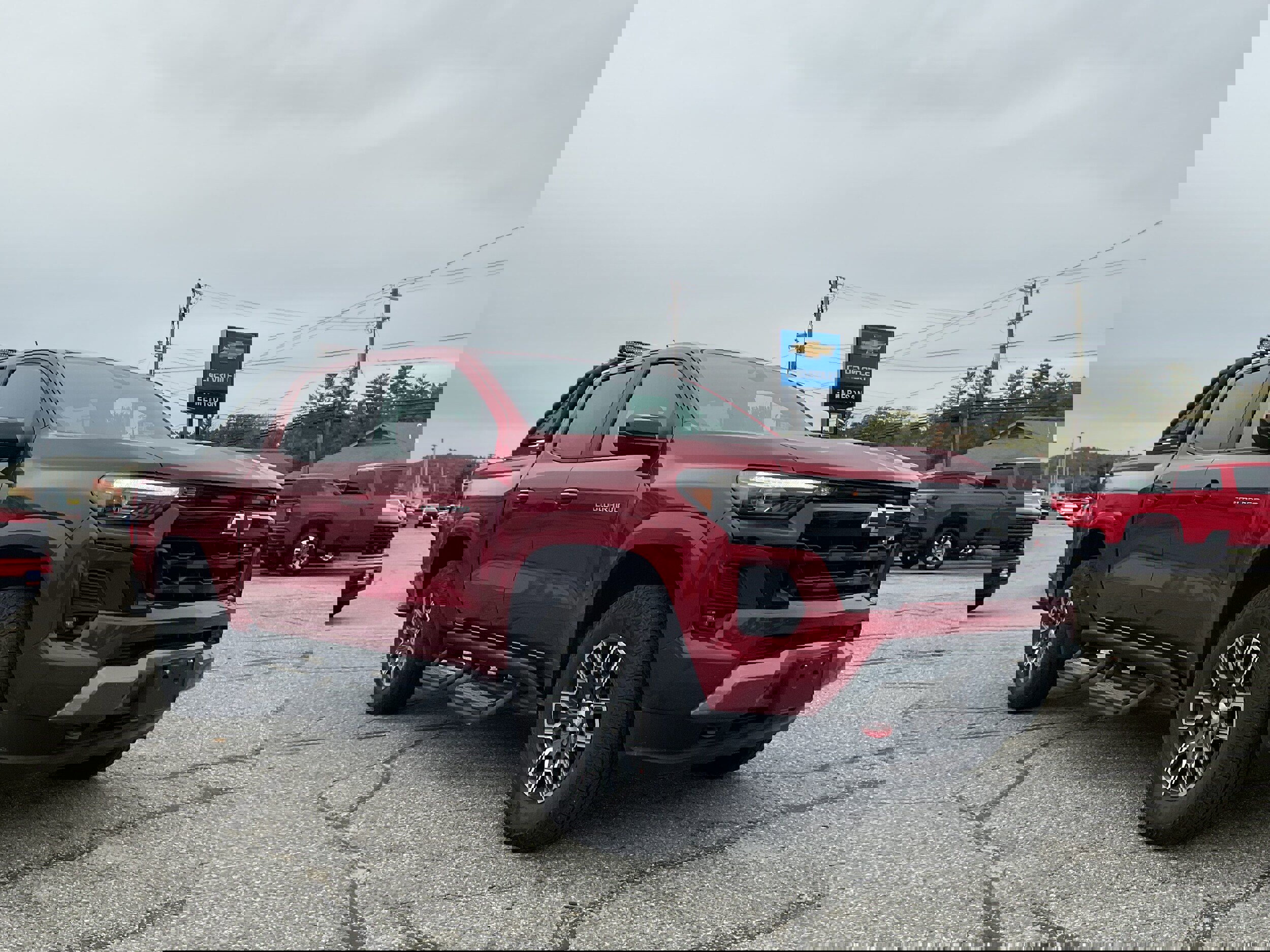 Certified 2024 Chevrolet Colorado Z71 w/ Z71 Convenience Package 2 image 2