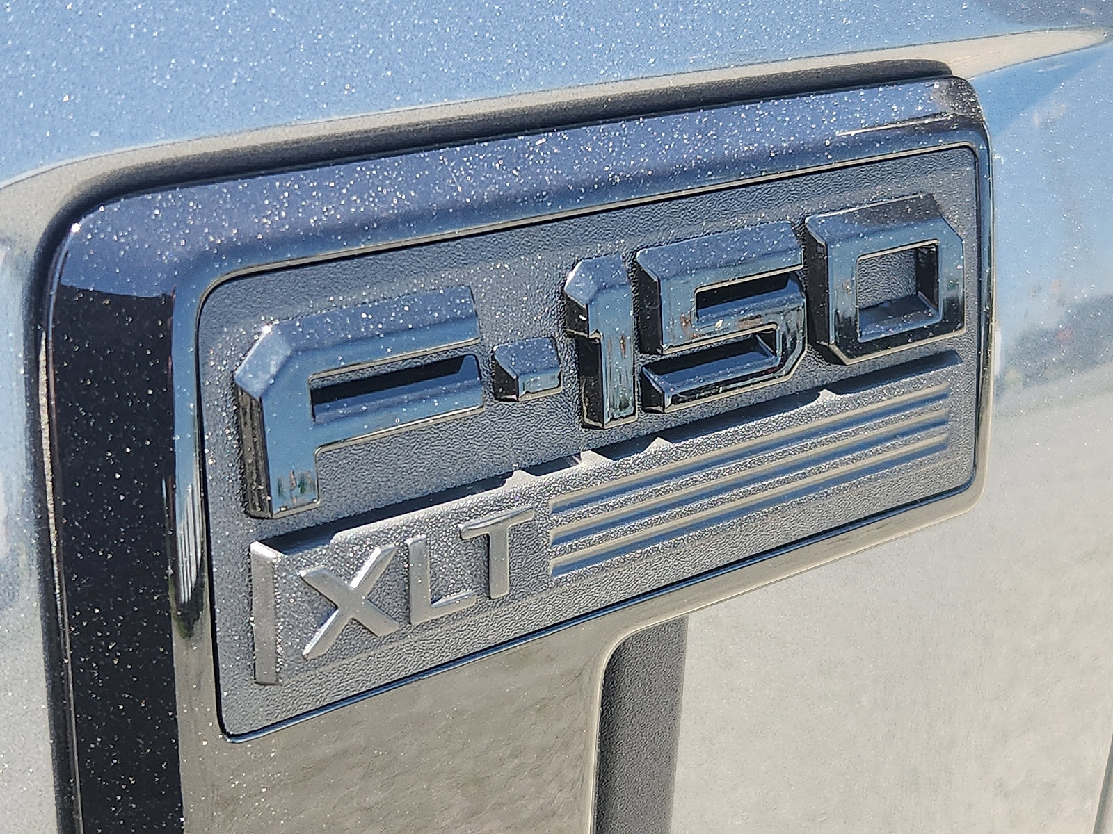 New 2025 Ford F150 XLT w/ Equipment Group 302A MID image 18