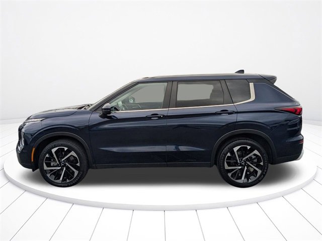Used 2024 Mitsubishi Outlander SE image 6