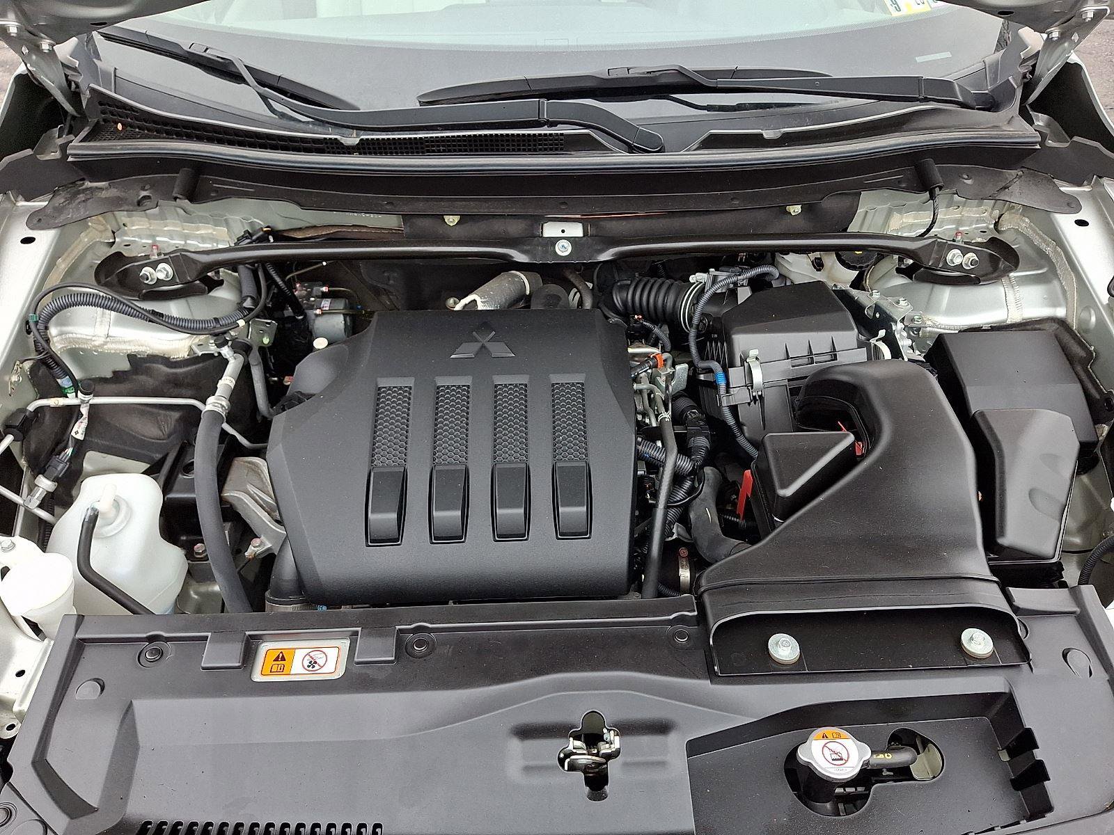 Used 2022 Mitsubishi Eclipse Cross SE image 28