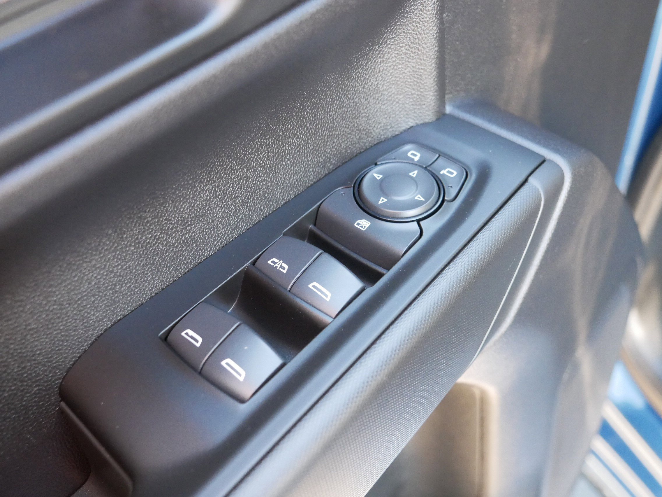 Used 2024 Chevrolet Silverado 1500 Custom image 19