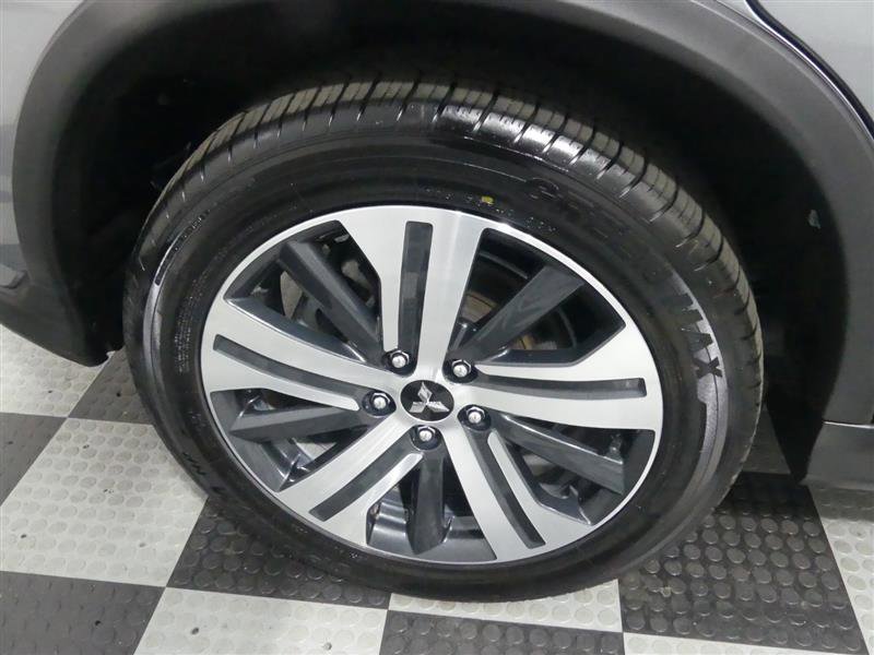 Used 2025 Mitsubishi Outlander Sport SE image 17