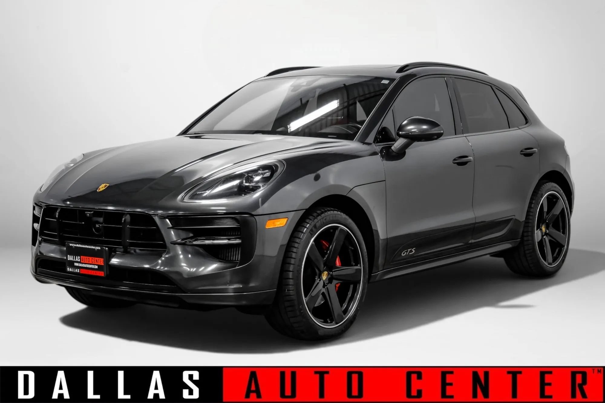 Used 2021 Porsche Macan GTS AWD/4WD image 3