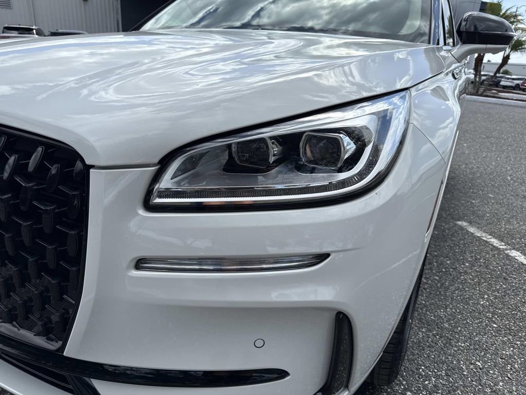 New 2025 Lincoln Corsair Reserve w/ Jet Appearance Package image 9