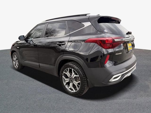 Used 2023 Kia Seltos EX AWD/4WD image 2