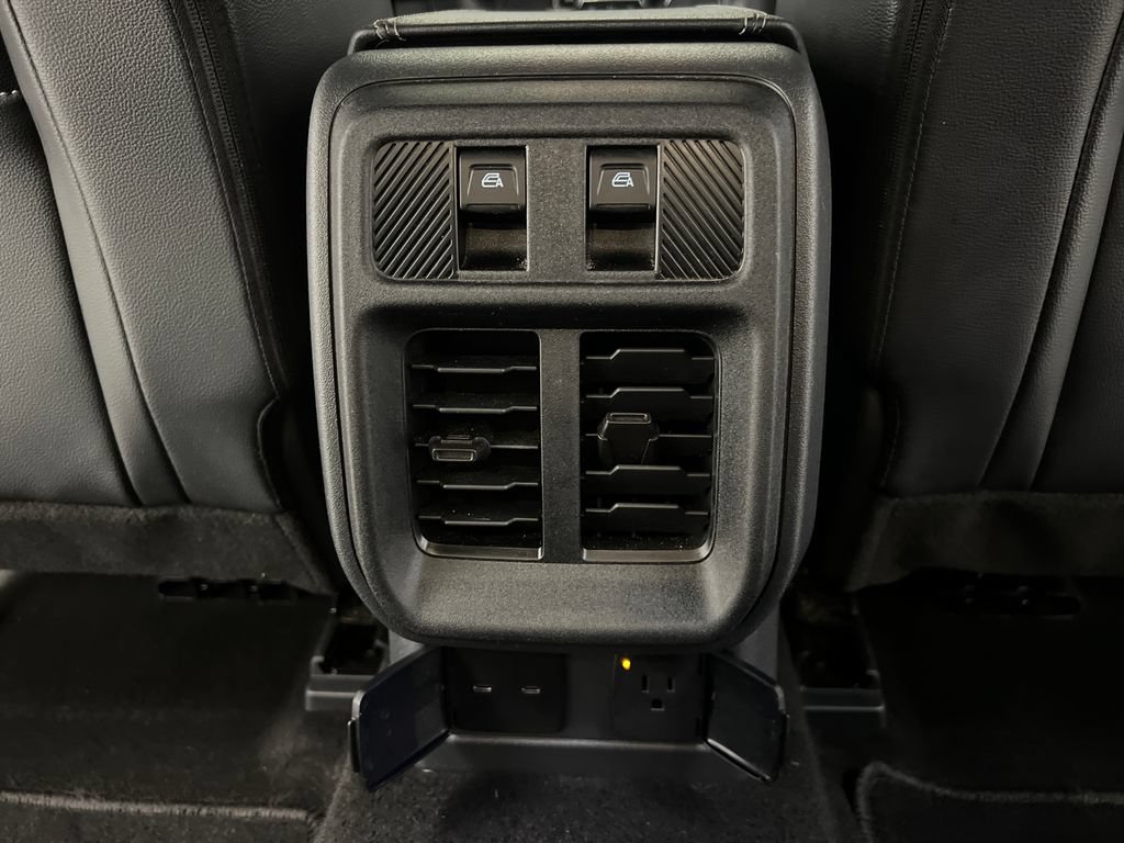 Used 2025 Ford Bronco Outer Banks AWD/4WD image 21