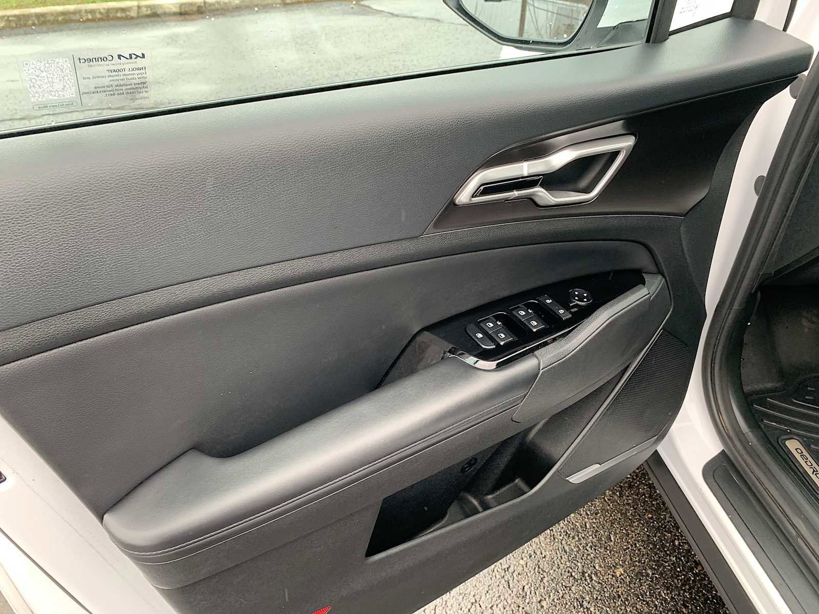 Used 2023 Kia Sportage EX image 22