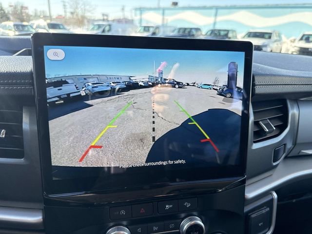 Used 2024 Ford Expedition Max XLT image 25