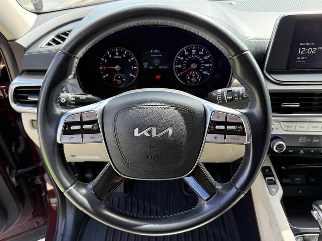 Used 2022 Kia Telluride EX w/ Towing Package FWD image 17