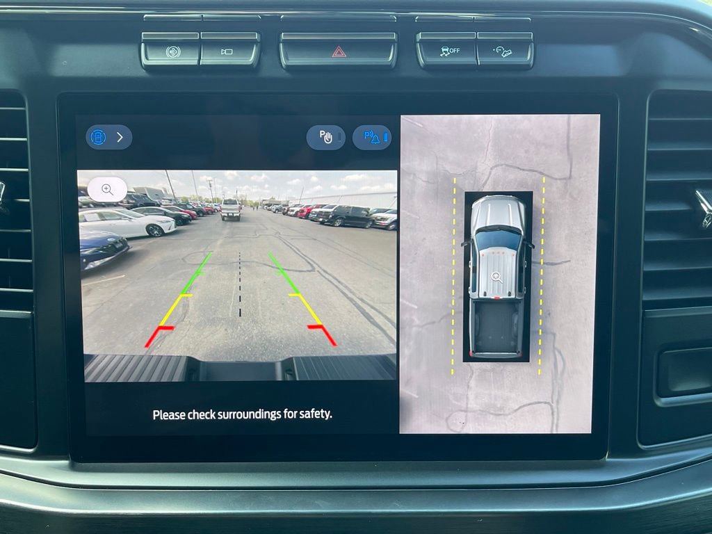 Used 2023 Ford F350 Lariat w/ FX4 Off-Road Package AWD/4WD image 13