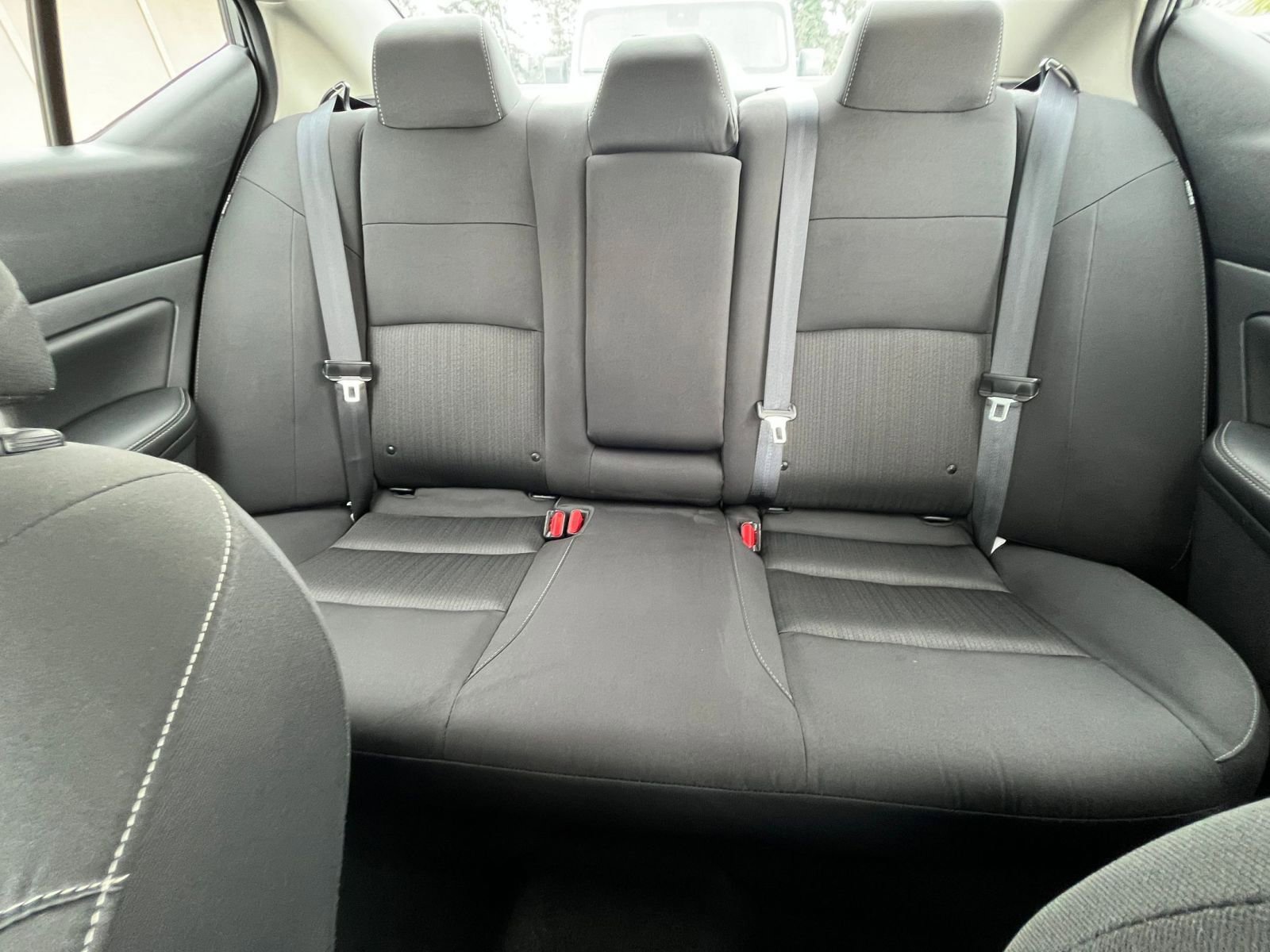 Used 2025 Nissan Altima 2.5 SV FWD image 39