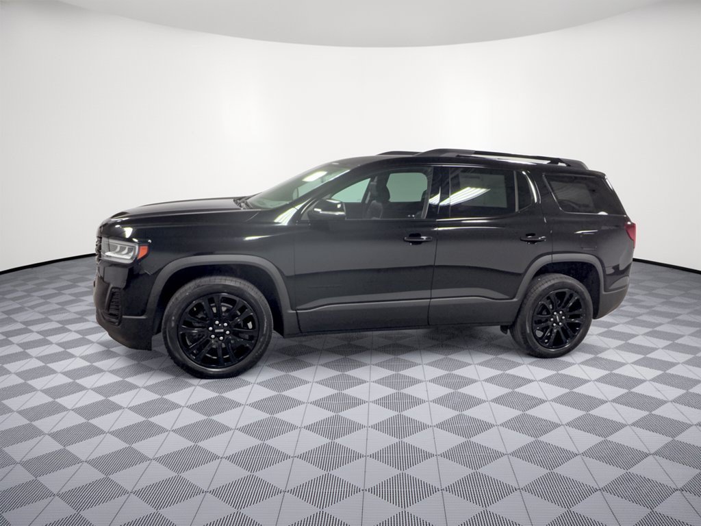 Used 2023 GMC Acadia SLE w/ Driver Convenience Package FWD image 2