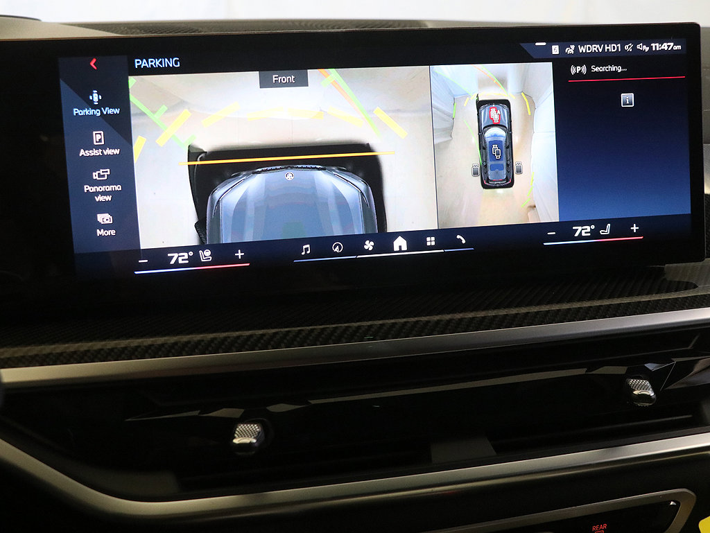 New 2025 BMW X7 M60i w/ Executive Package image 23