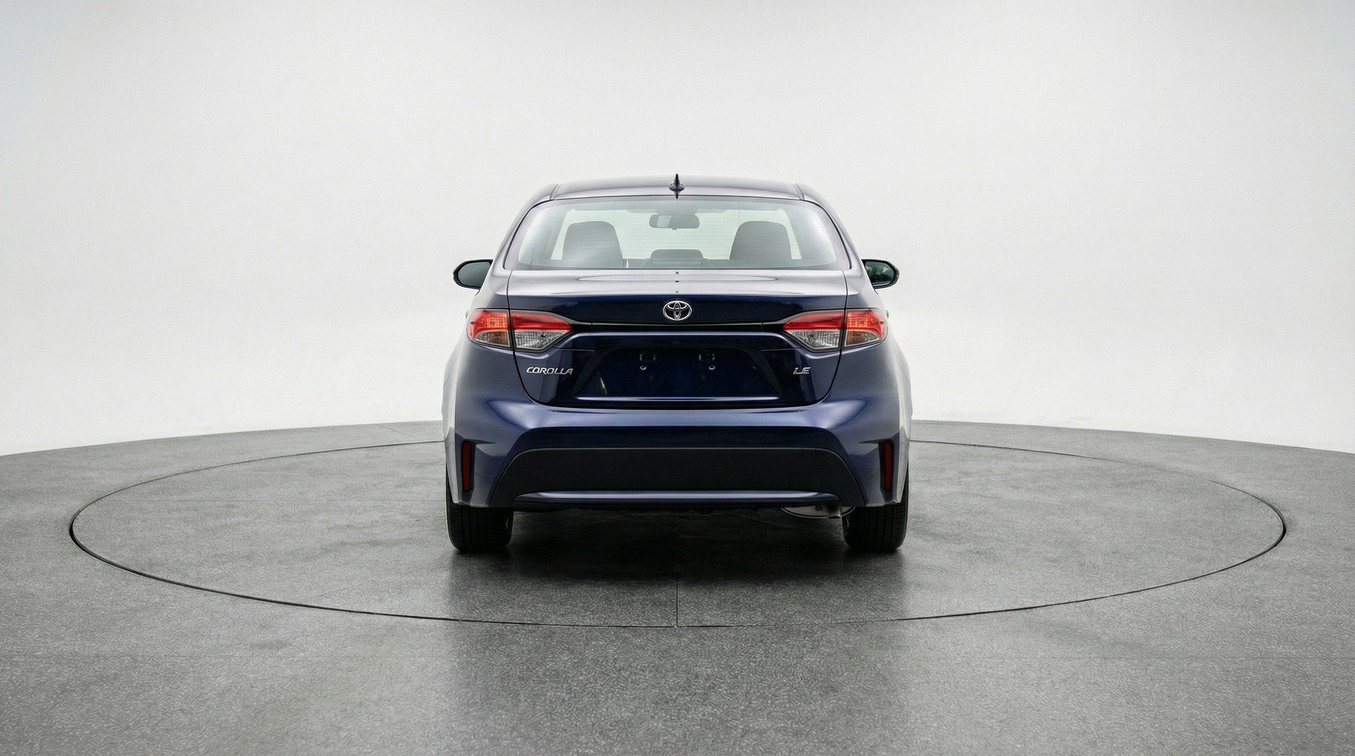 Used 2025 Toyota Corolla LE image 7