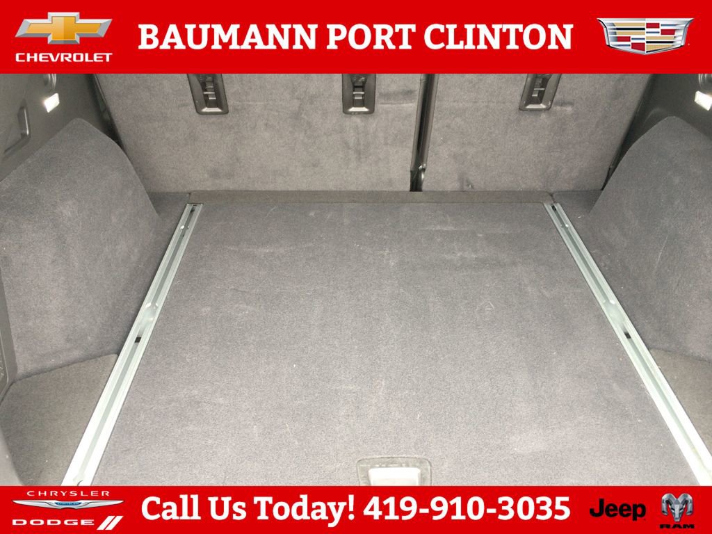 Used 2025 Cadillac XT5 Premium Luxury AWD/4WD image 7