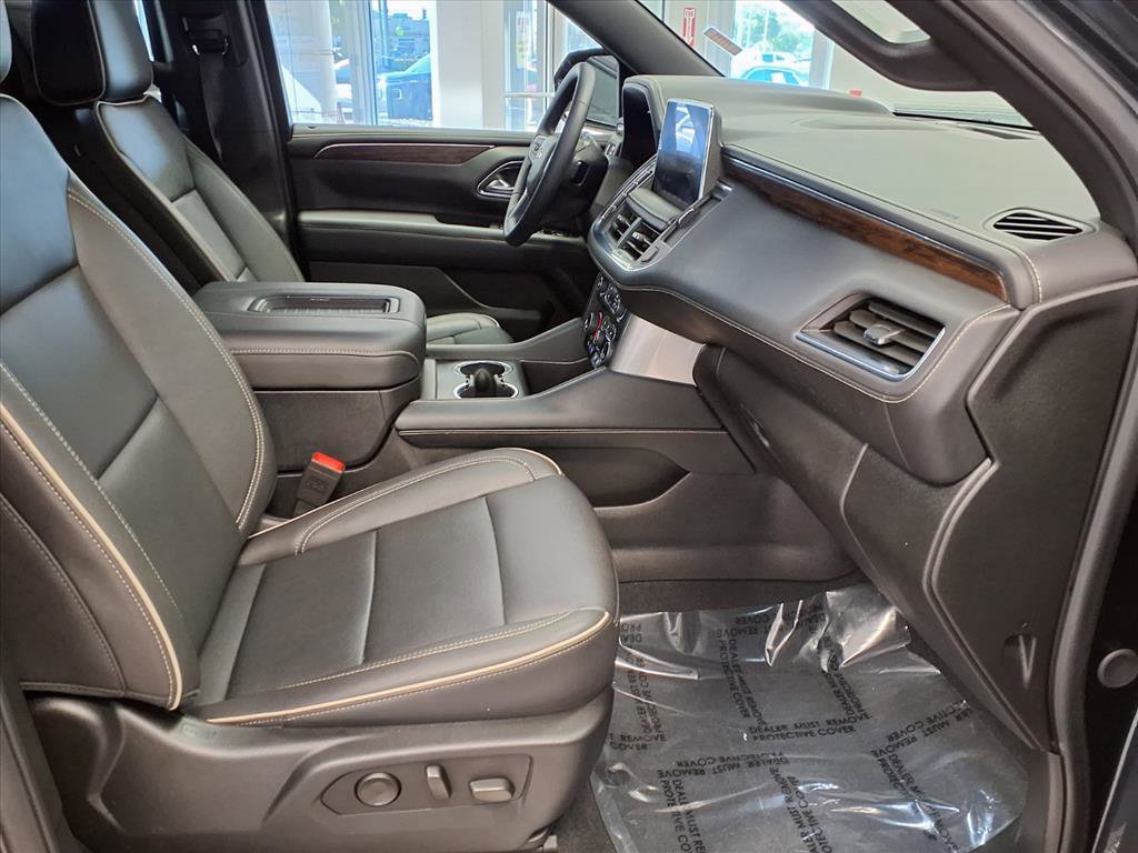 Used 2024 Chevrolet Tahoe Premier w/ Premium Package image 10