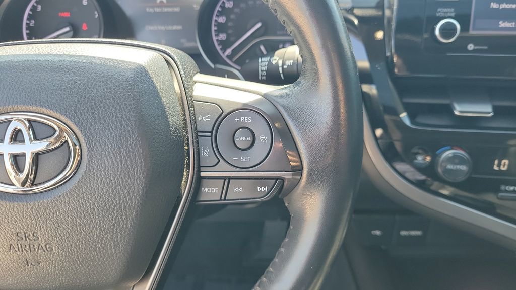 Certified 2022 Toyota Camry SE w/ Cold Weather Package AWD/4WD image 21