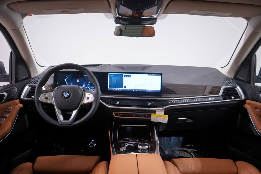 Used 2026 BMW X7 xDrive40i image 11