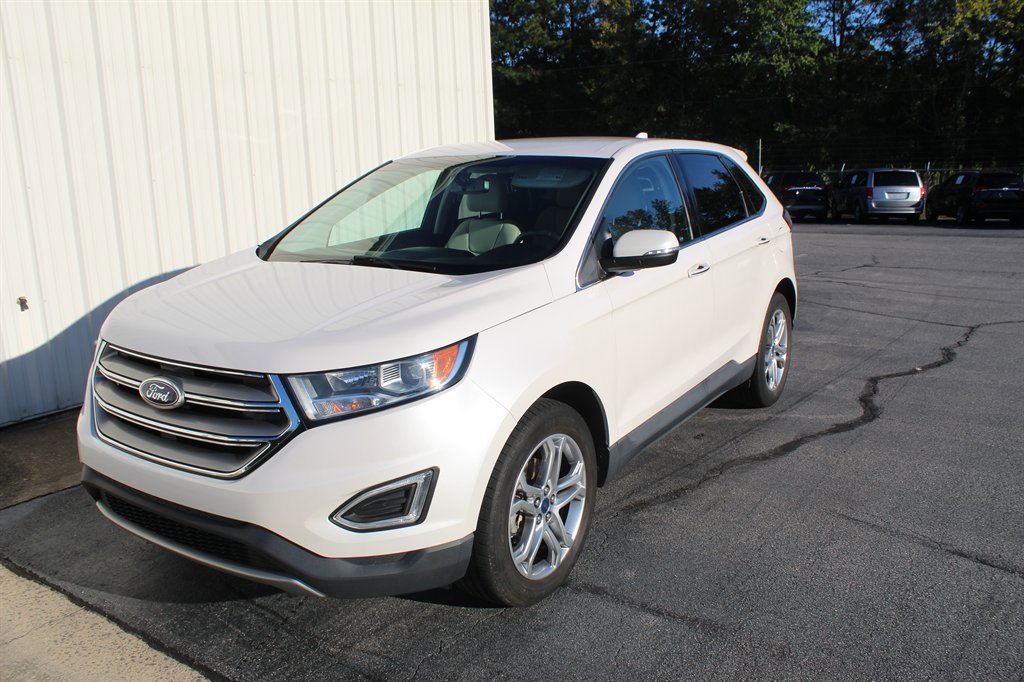 Used 2018 Ford Edge Titanium w/ Technology Package