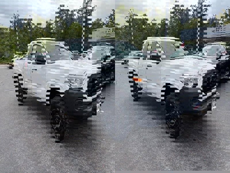 Used 2021 Toyota Tacoma SR image 2