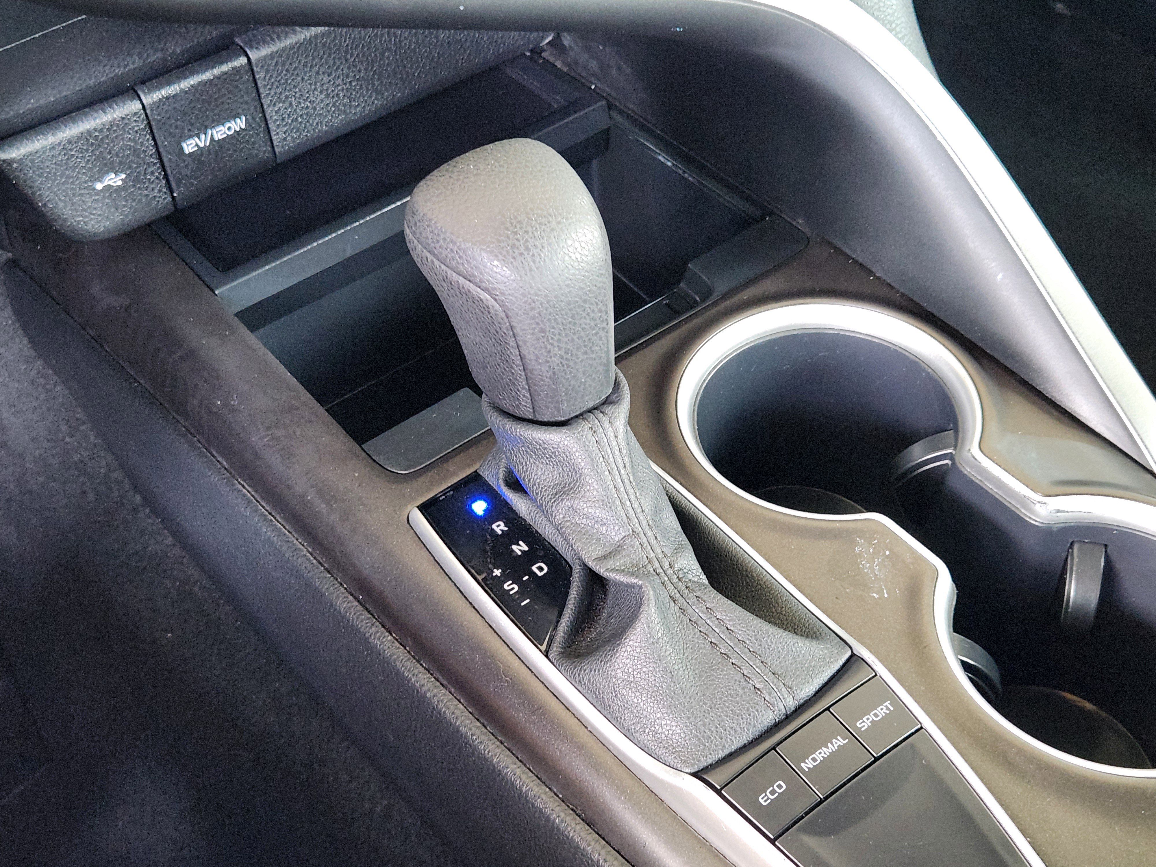 Used 2024 Toyota Camry LE FWD image 21