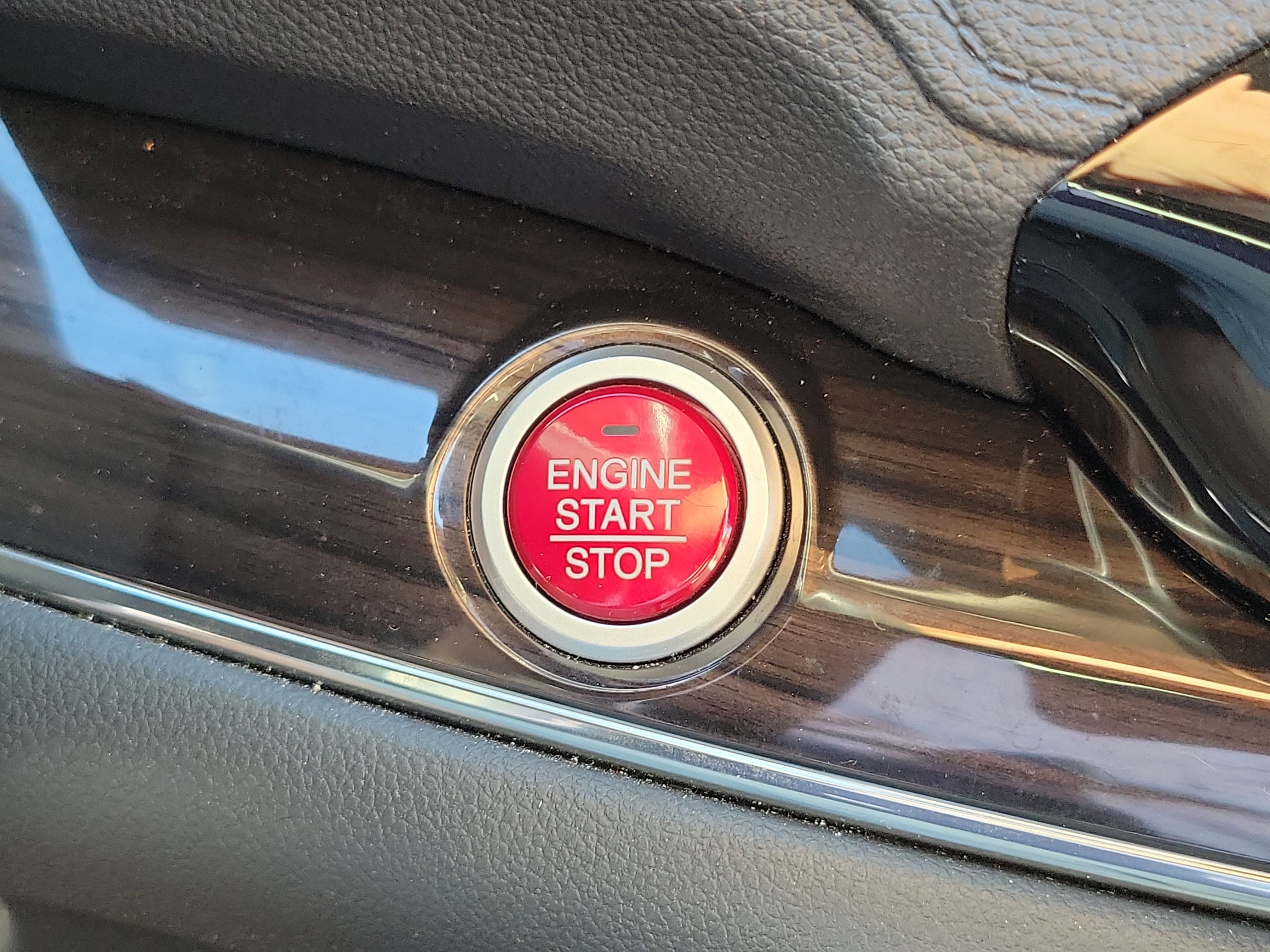 Used 2016 Honda CR-V EX-L image 31