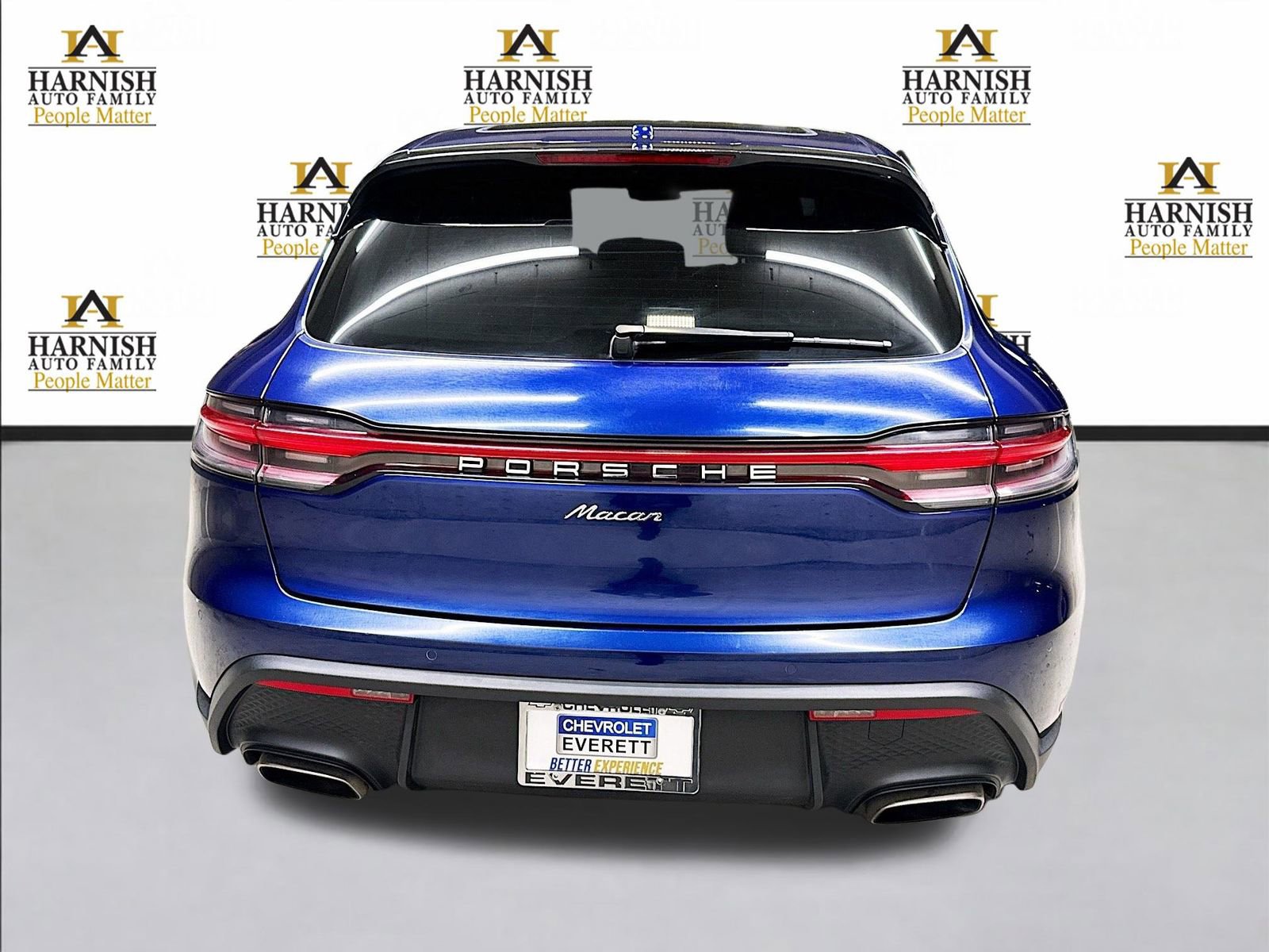 Used 2024 Porsche Macan AWD/4WD image 6