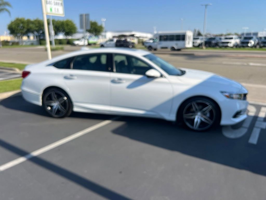 Used 2022 Honda Accord Touring image 14