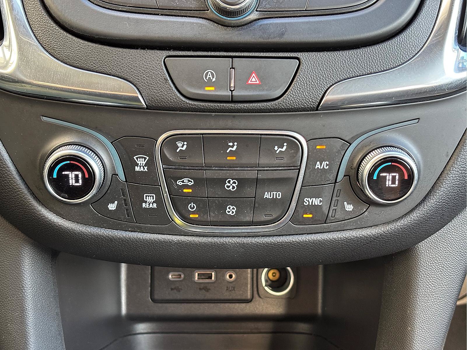 Used 2024 Chevrolet Equinox LT AWD/4WD image 25