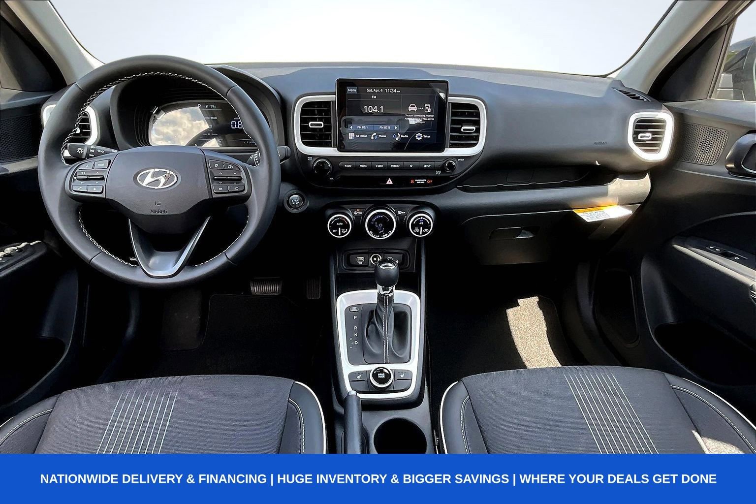 Used 2026 Hyundai Venue SEL image 10