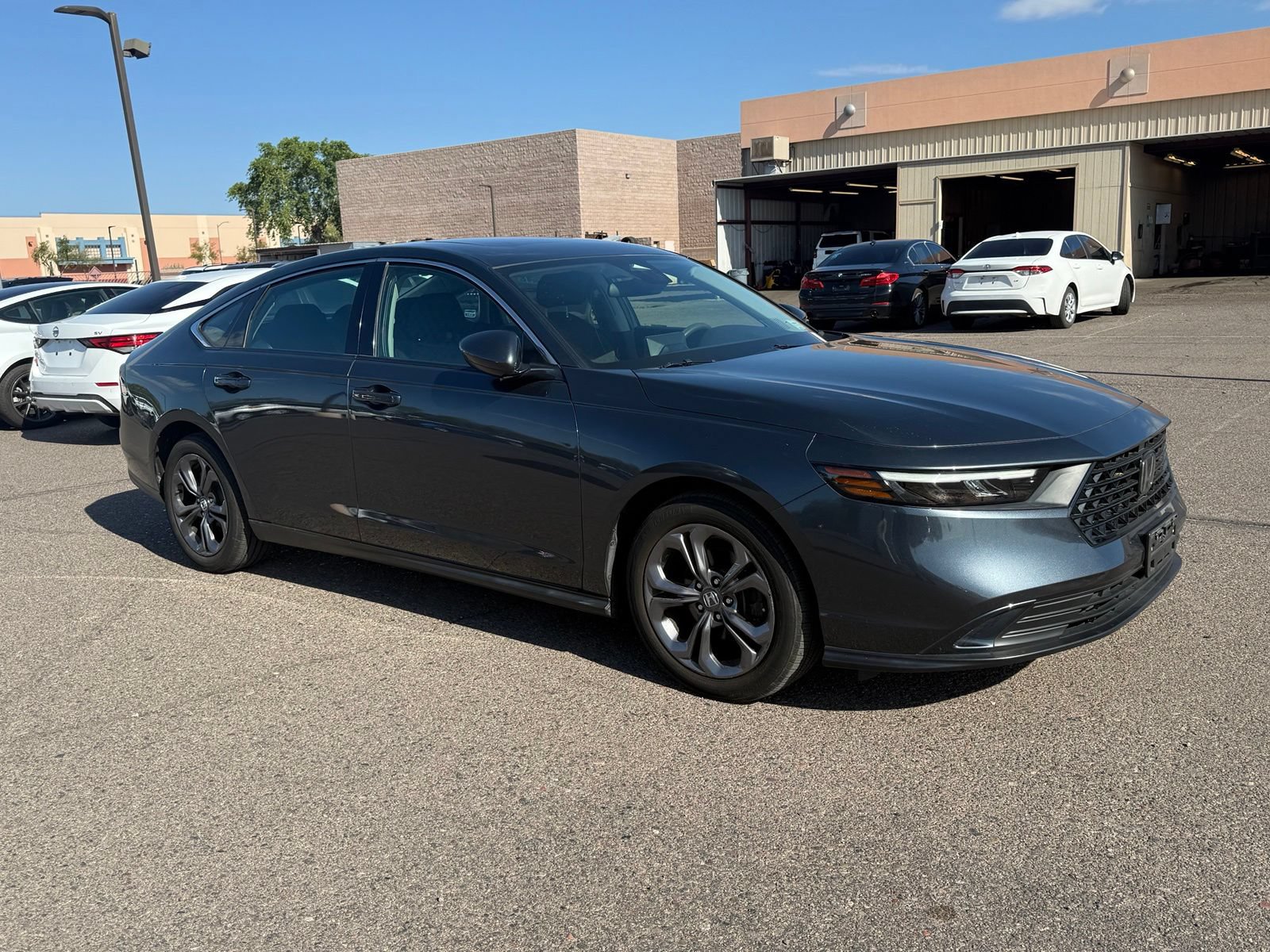 Used 2023 Honda Accord EX image 3