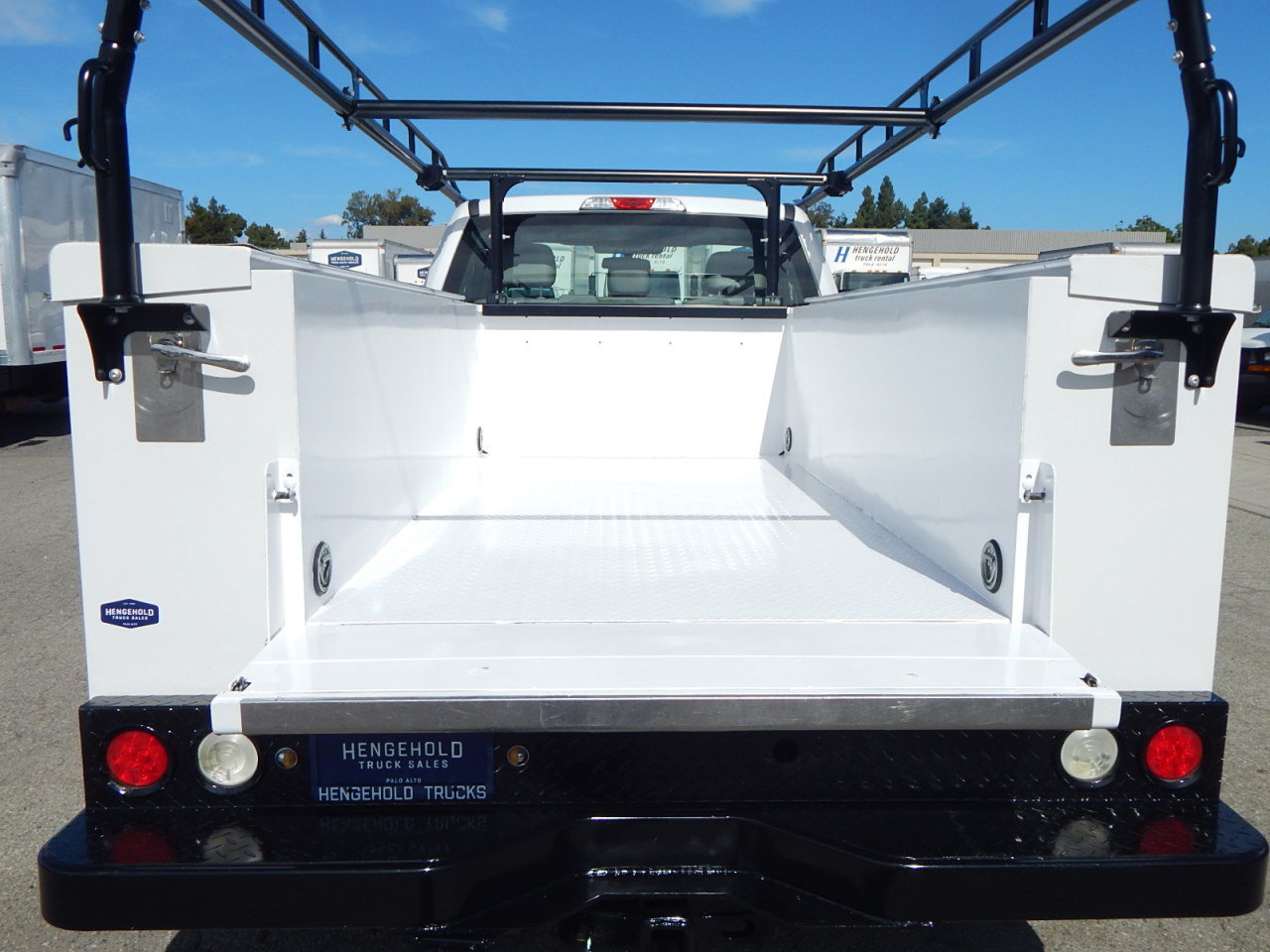 Used 2018 Ford F250 XL w/ Power Equipment Group RWD image 12