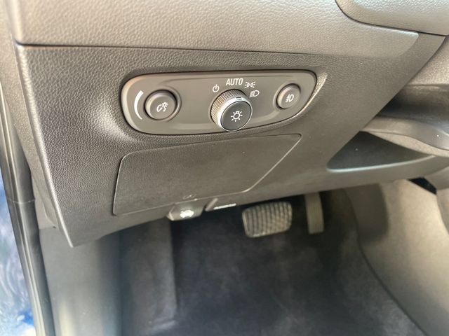Used 2023 Buick Encore GX Preferred AWD/4WD image 25