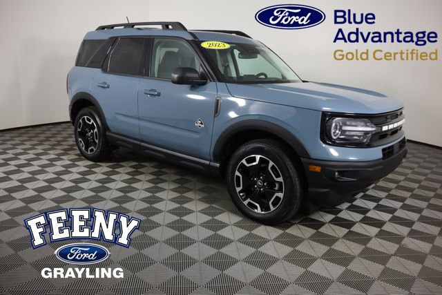 Used 2023 Ford Bronco Sport Outer Banks w/ Tech Package AWD/4WD image 1