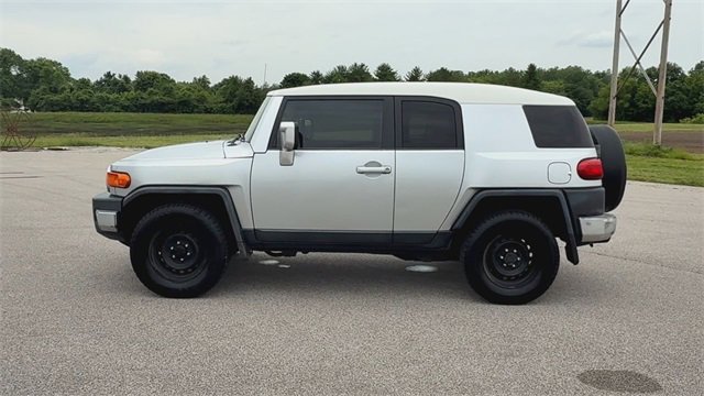 Used 2007 Toyota FJ Cruiser 2WD image 5