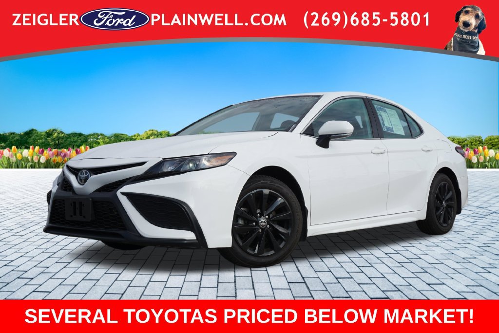 Used 2024 Toyota Camry SE