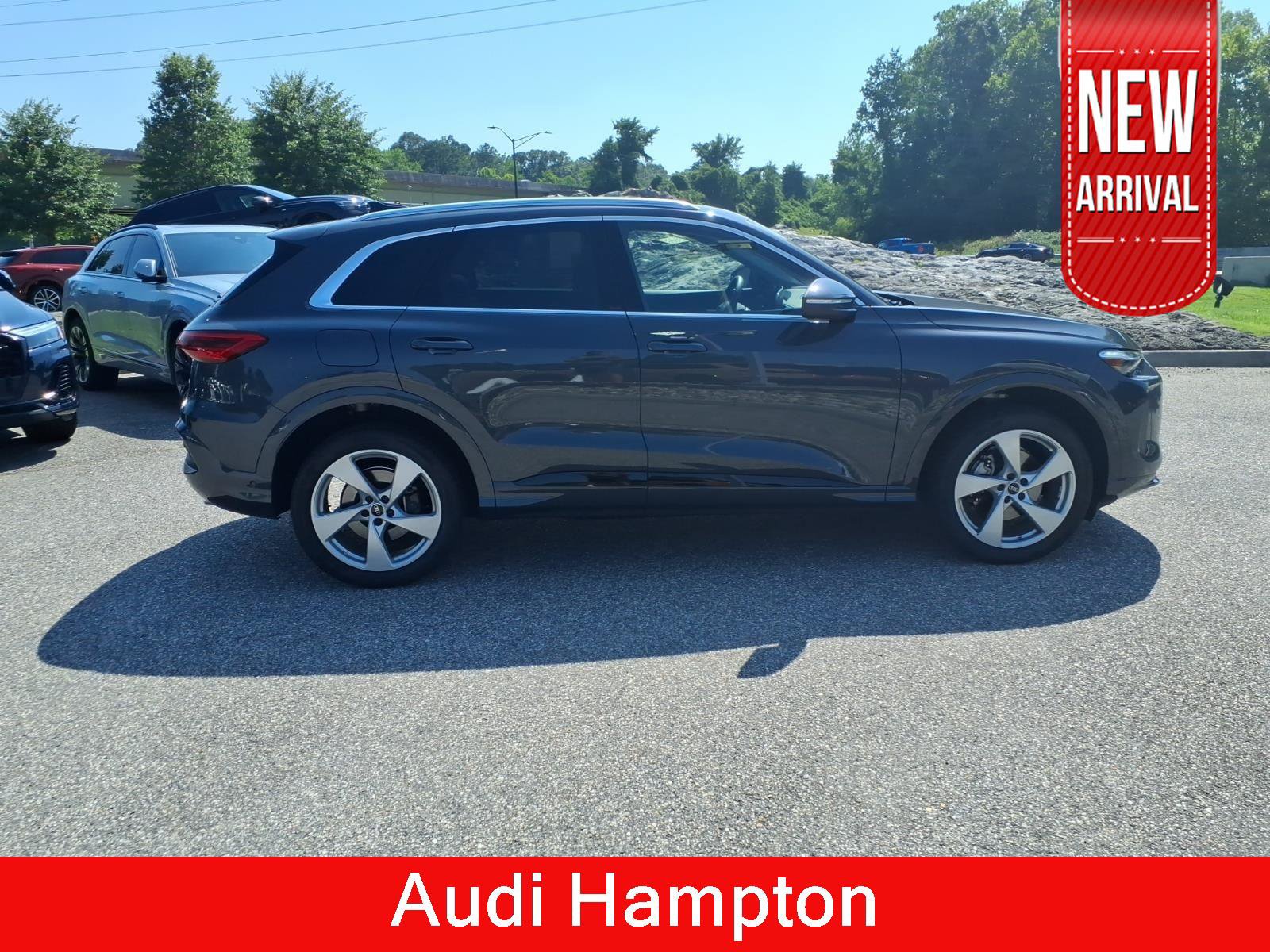 Certified 2025 Audi Q5 Premium Plus w/ Premium Plus AWD/4WD image 5