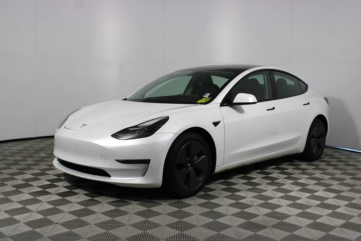Used 2023 Tesla Model 3 Long Range AWD/4WD image 18