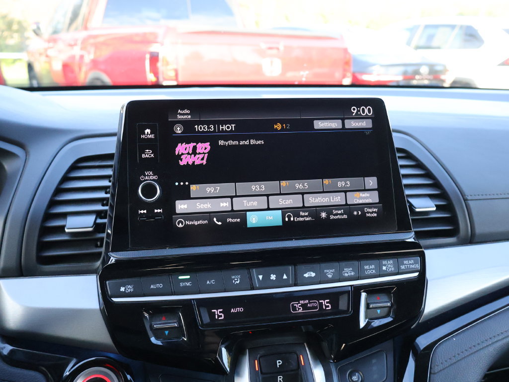 Certified 2025 Honda Odyssey Touring image 23