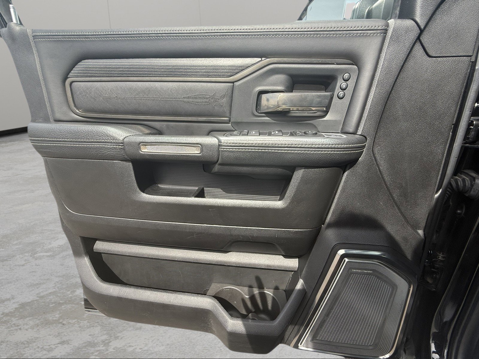 Used 2019 RAM 2500 Limited image 25