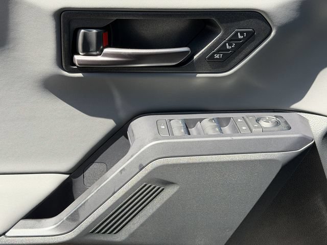 New 2026 Toyota RAV4 XSE AWD/4WD image 23